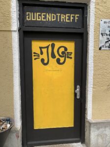 Eingang vom JiG